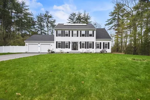 1 Marks Ln, Freetown, MA 02717