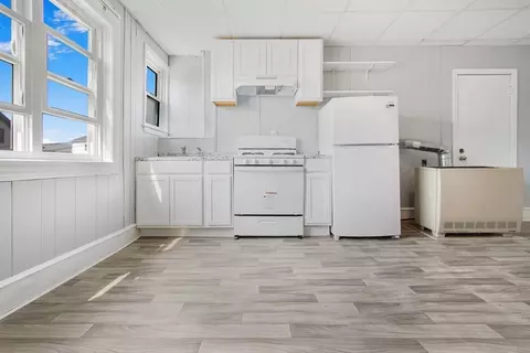 1674 S Main St, Fall River, MA 02724 photo 3