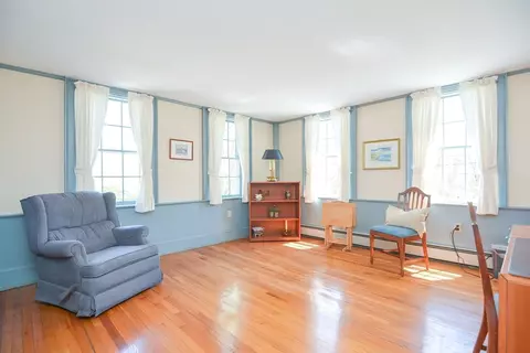 68 North Ave, Mendon, MA 01756 photo 17
