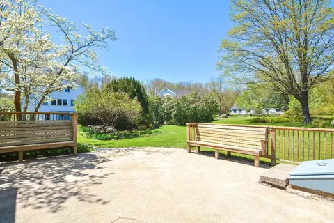 68 North Ave, Mendon, MA 01756 photo 37