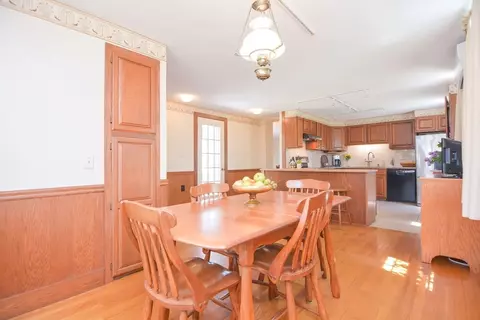 68 North Ave, Mendon, MA 01756 photo 9