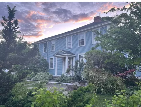 68 North Ave, Mendon, MA 01756