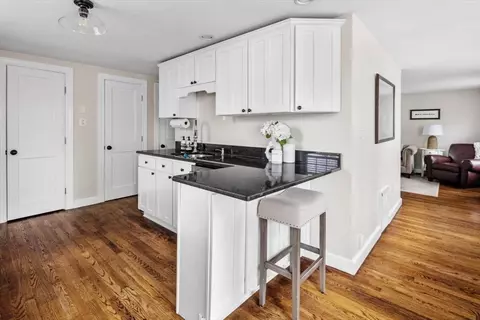 5 Birch Cir, Hingham, MA 02043 photo 2