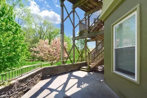 90 Pomeroy Ter #3, Northampton, MA 01060 photo 6