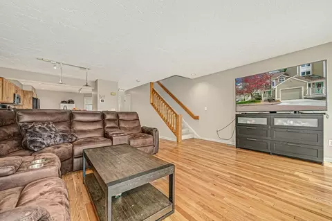 73 Pointe Rok Dr #73, Worcester, MA 01604 photo 4