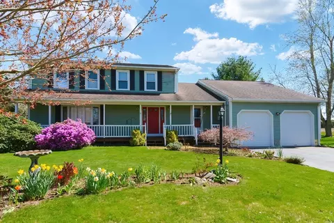 123 Brookside Ct, Seekonk, MA 02771