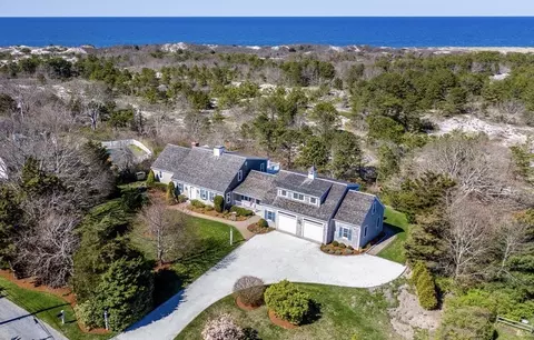 24 Leonard Rd, West Barnstable, MA 02668
