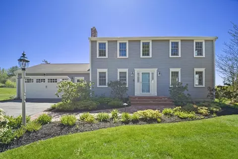 17 Ward Ln, Westborough, MA 01581