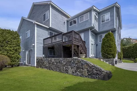 60 Cavendish Cir #60, Salem, MA 01970