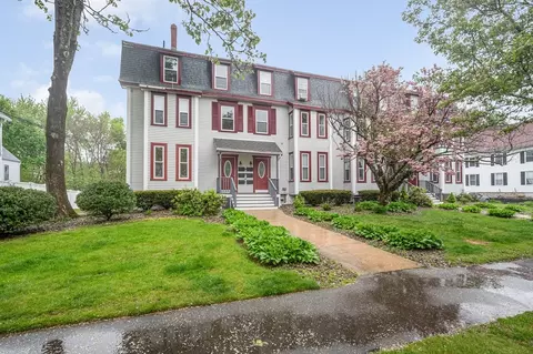 6 Maple Ave #1, Andover, MA 01810