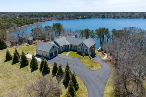 2 Hinckley # A, Harwich, MA 02645