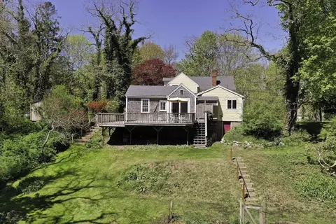 1295 County Rd, Bourne, MA 02532 photo 3