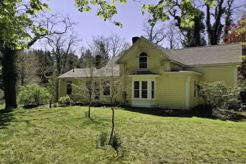 1295 County Rd, Bourne, MA 02532 photo 9