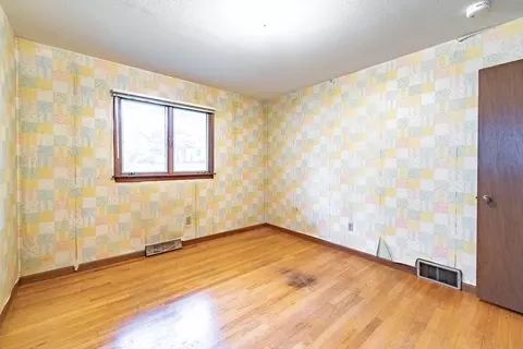 122 Benz St, Springfield, MA 01118 photo 21