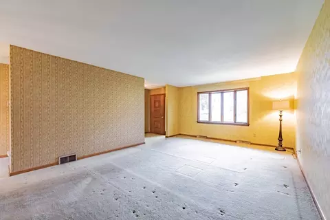 122 Benz St, Springfield, MA 01118 photo 11