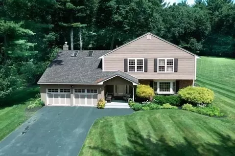 5 Waverly Dr, Andover, MA 01810