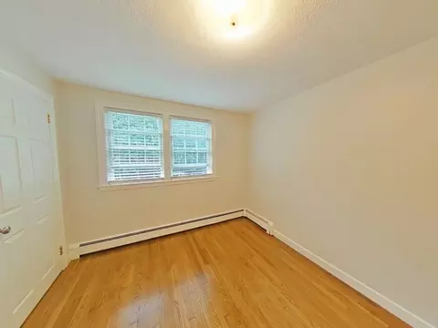 Bedroom - 8 Kerrydale Rd, Needham, MA 02492 photo 2 of 5