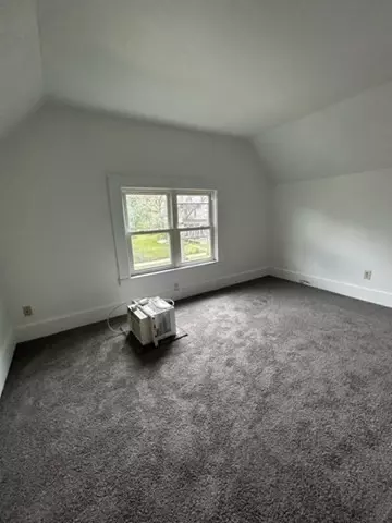 75 Sherman St, Springfield, MA 01109 photo 5