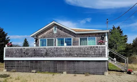 44 Old Point Rd, Newbury, MA 01951