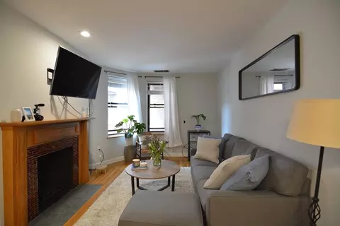 90 Gainsborough St #106E, Boston, MA 02115