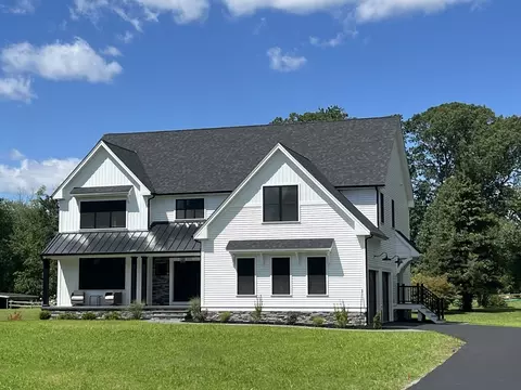 156 Brown Ave, Seekonk, MA 02771