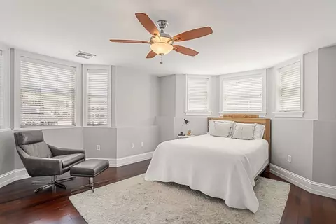 476 E 3rd St #1, Boston, MA 02127 photo 10