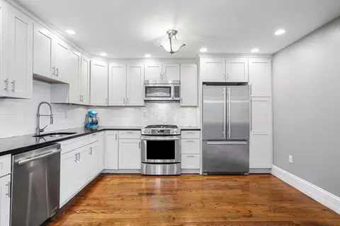 476 E 3rd St #1, Boston, MA 02127 photo 8