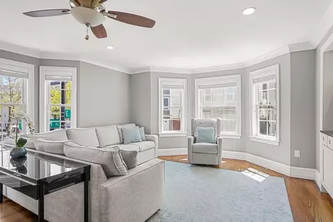 476 E 3rd St #1, Boston, MA 02127 photo 5