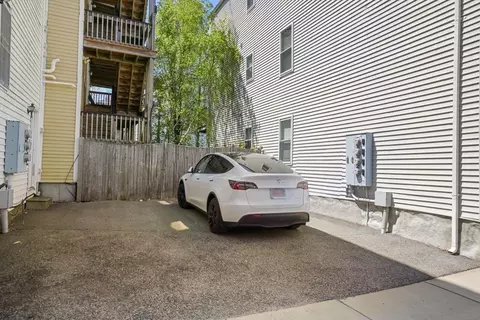 476 E 3rd St #1, Boston, MA 02127 photo 18