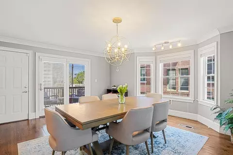 476 E 3rd St #1, Boston, MA 02127 photo 2