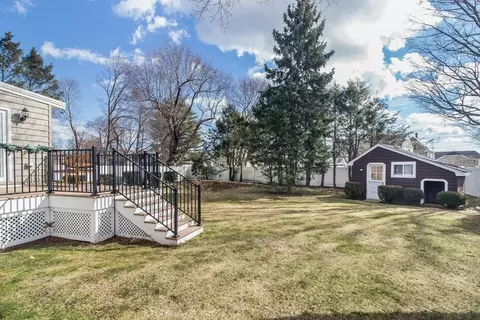 Exterior - 202 Pine St, Danvers, MA 01923 photo 5 of 7