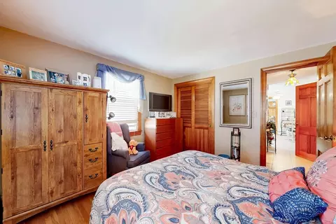 Bedroom - 202 Pine St, Danvers, MA 01923 photo 4 of 8