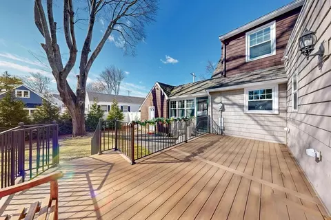 Exterior - 202 Pine St, Danvers, MA 01923 photo 6 of 7