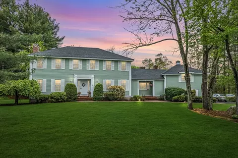7 Apache Ave, Andover, MA 01810