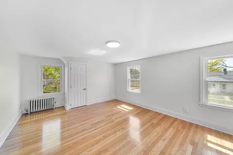 95 Windemere St, Springfield, MA 01104 photo 21