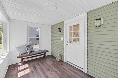 95 Windemere St, Springfield, MA 01104 photo 3
