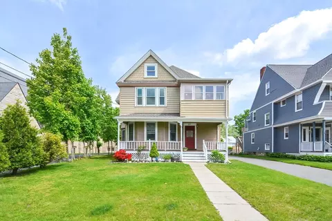 27 Ash St, Newton, MA 02466