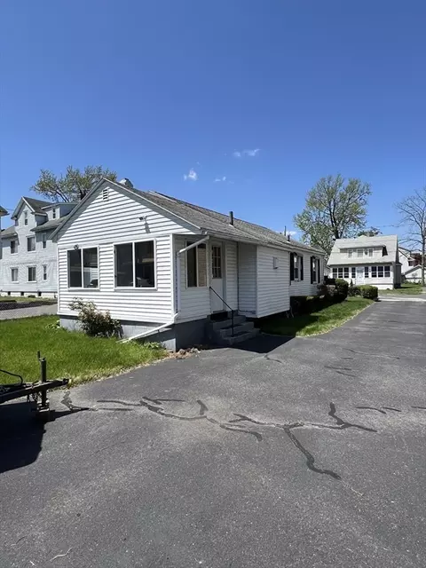 33 Walton St, Chicopee, MA 01013 photo 23