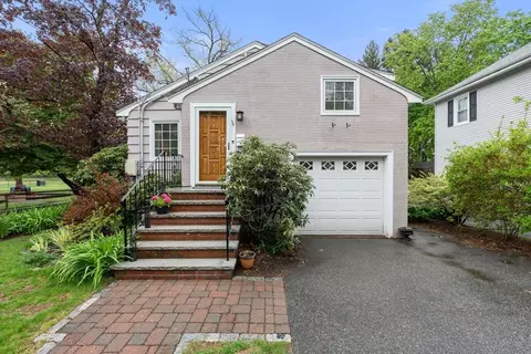 115 Beethoven Ave, Newton, MA 02468
