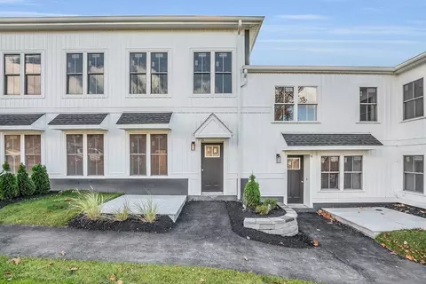 50 Frankfort St #11, Fitchburg, MA 01420