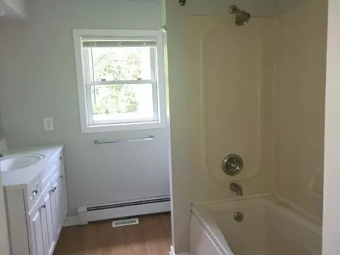 39 Ruggles St, Hardwick, MA 01037 photo 7