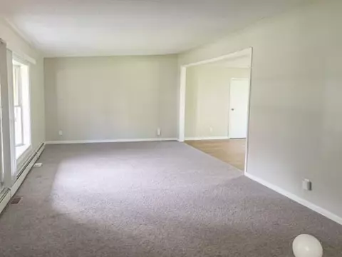 39 Ruggles St, Hardwick, MA 01037 photo 6