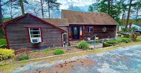 126 Esta Rd, Plymouth, MA 02360