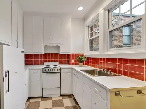 123 Freeman St #3, Brookline, MA 02445 photo 12