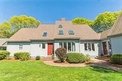 60 Bayshore Dr, Mashpee, MA 02649 photo 2