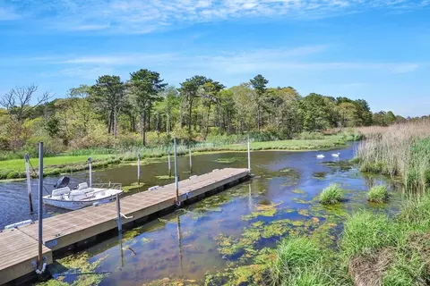 60 Bayshore Dr, Mashpee, MA 02649 photo 5