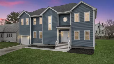 111 Prospect St, Dartmouth, MA 02748