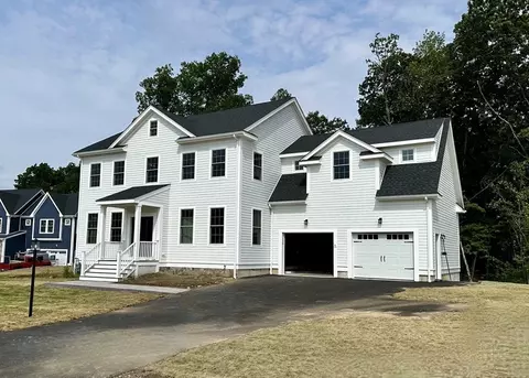 18 Barred Owl Dr, Westborough, MA 01581
