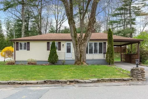 64 Vine St, Fitchburg, MA 01420