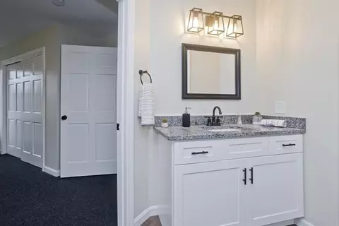 Bath - 2089 Oak St, Palmer, MA 01080 photo 5 of 6